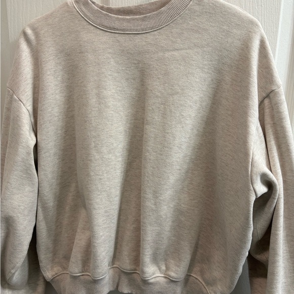 SKIMS Oatmeal Heather Sweatshirt - Picture 5 of 5